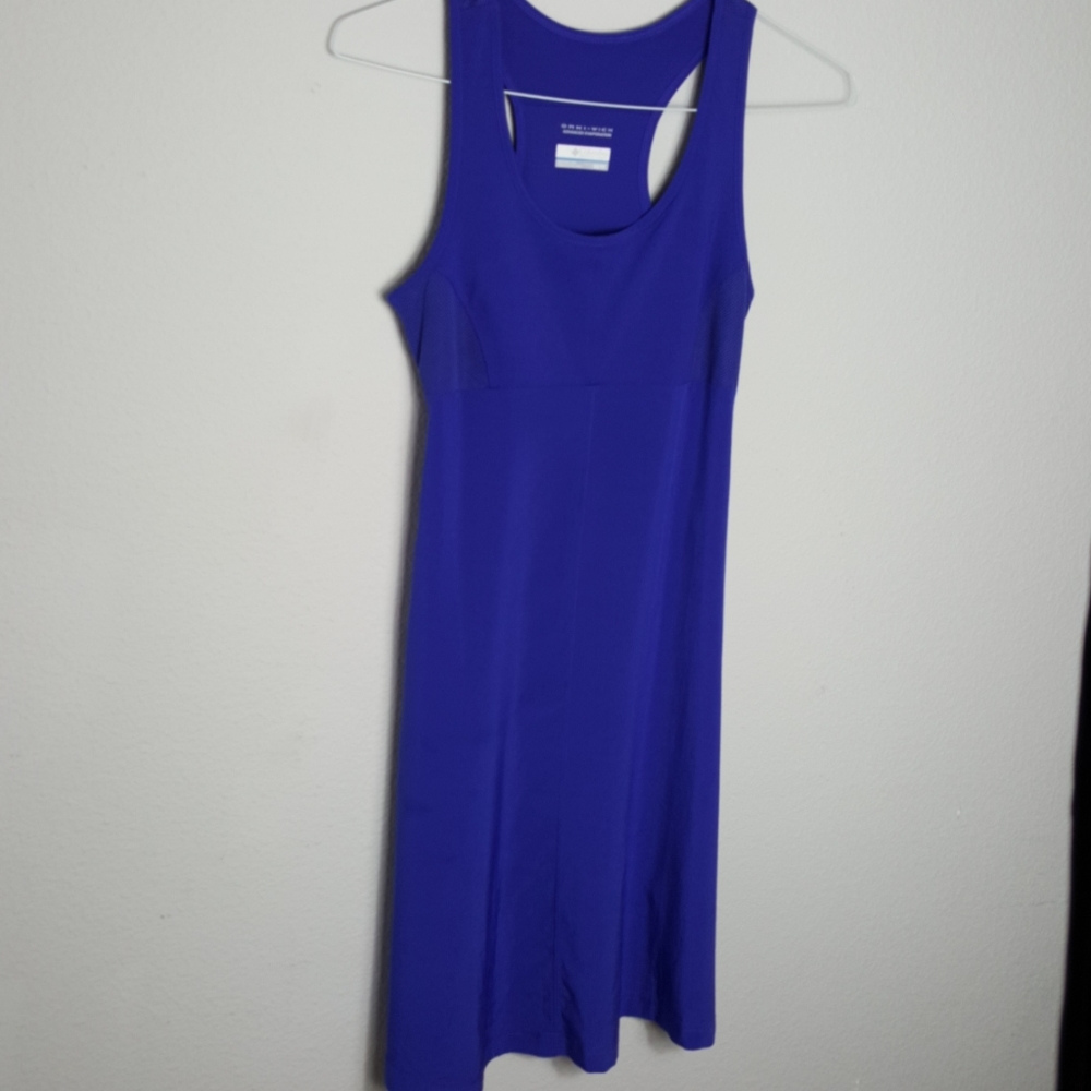 EUC Blue omni-wick Columbia dress size XS